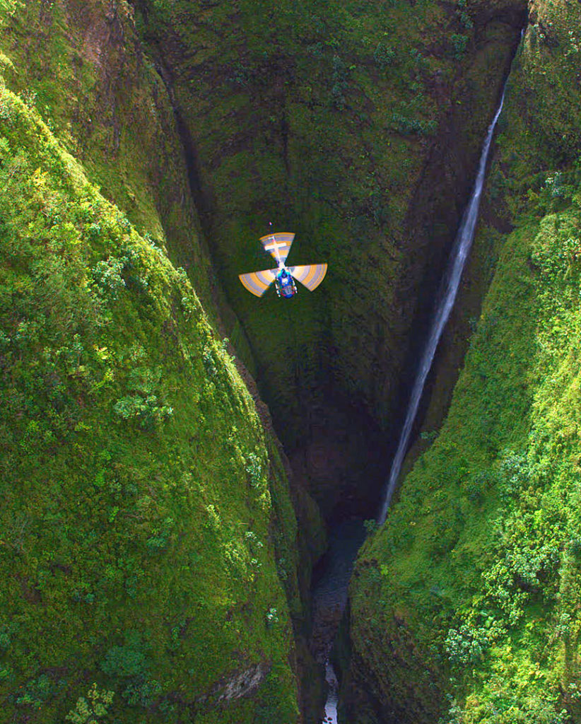 Royal Crown of Oahu | Helicopter Ride Oahu | Rainbow Helicopters