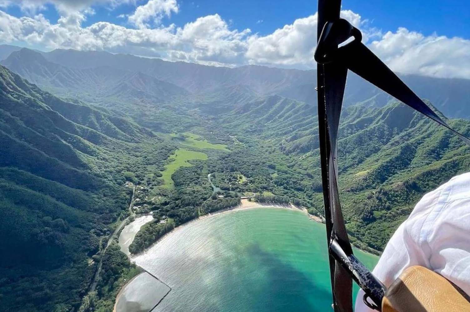 Oahu open-air helicopter tours doors off