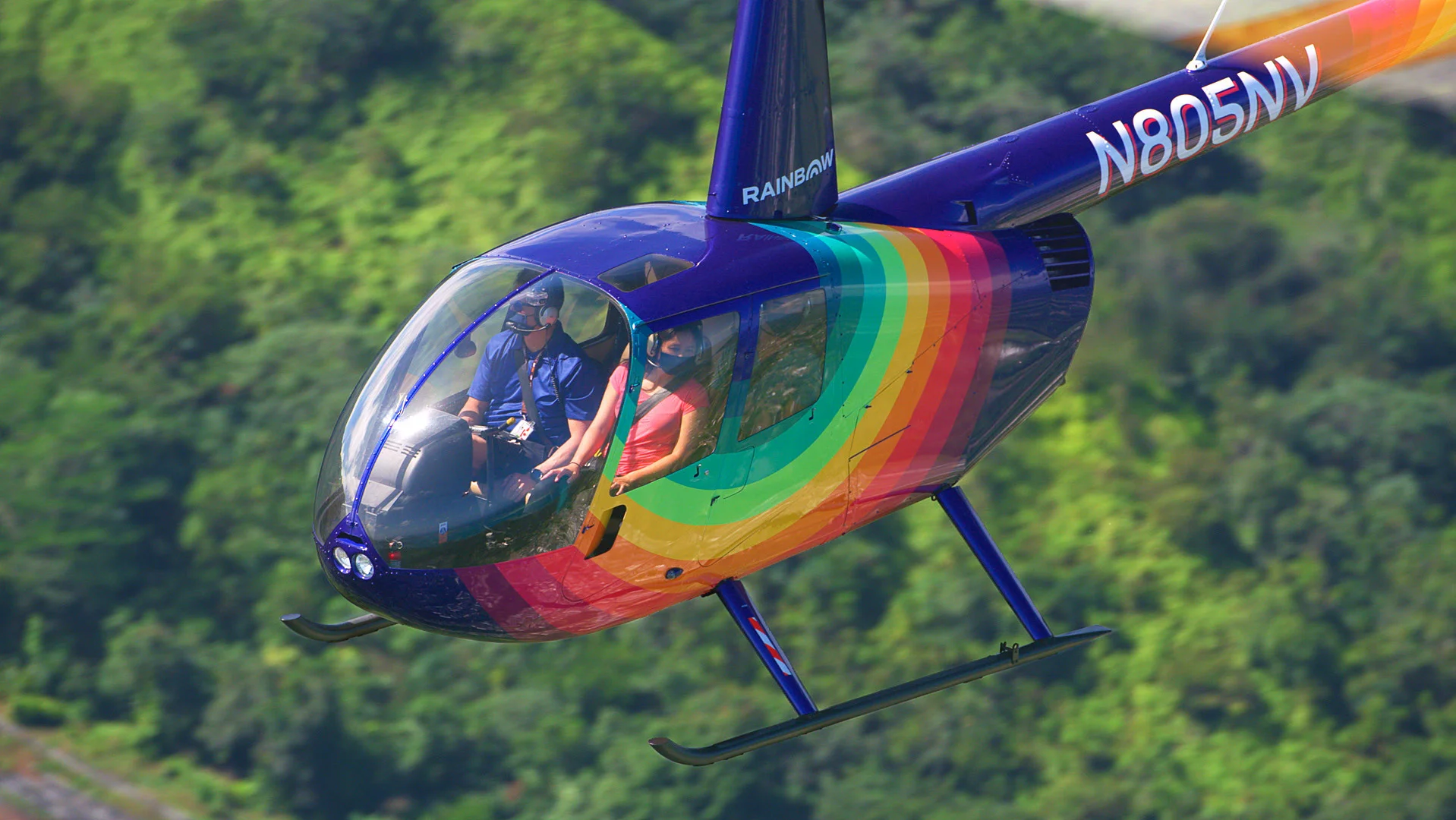 Oahu helicopter tours with Rainbow Helicopters. Helicopter tours Oahu visitors love!