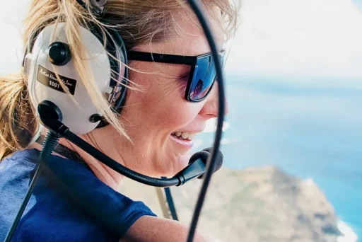 Helicopter Pilot Experience With Rainbow Helicopters. Learn How To Fly With A Hands-on Piloting Experience Over The Big Island.